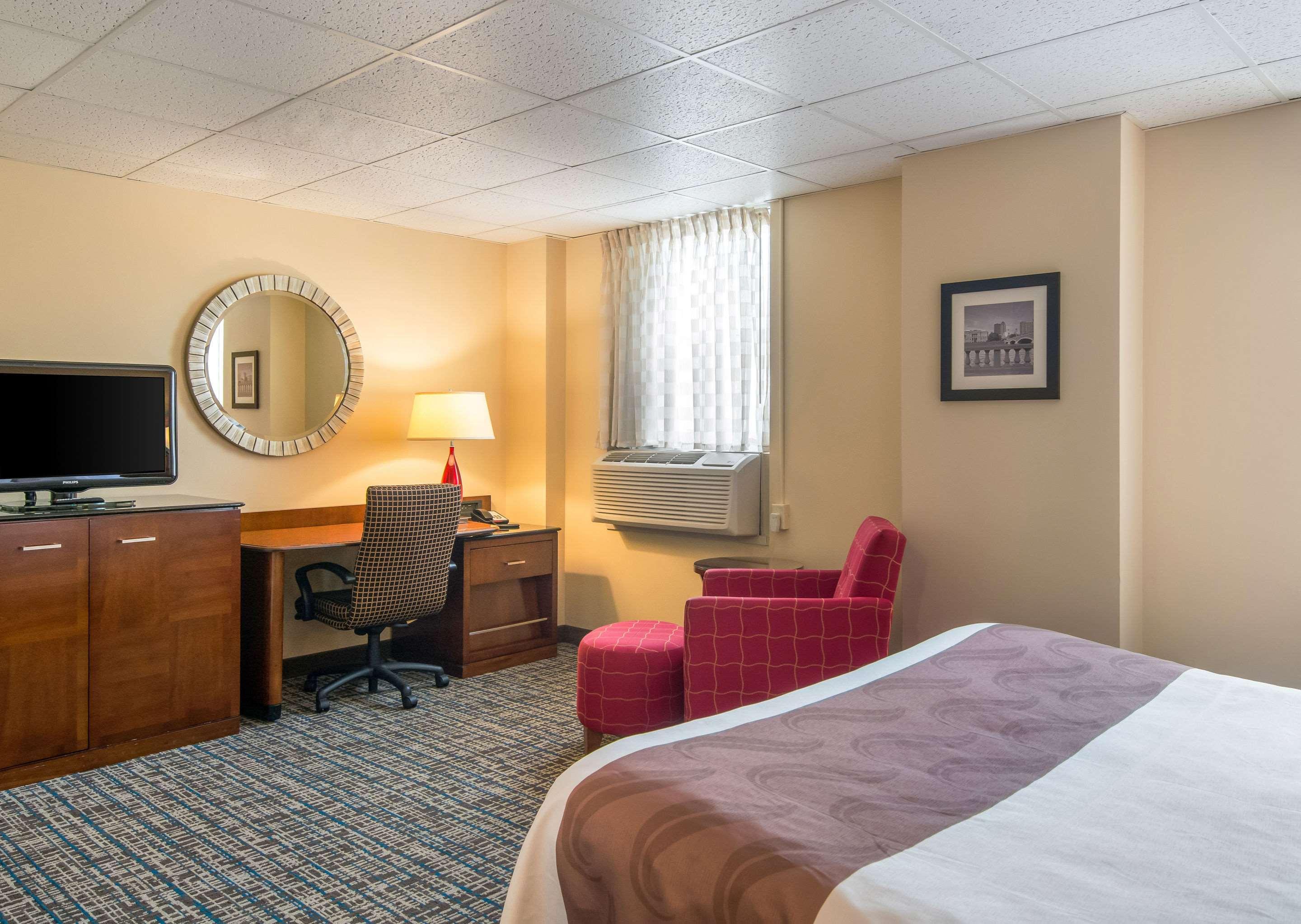 Quality Inn & Suites Virginia Exterior photo