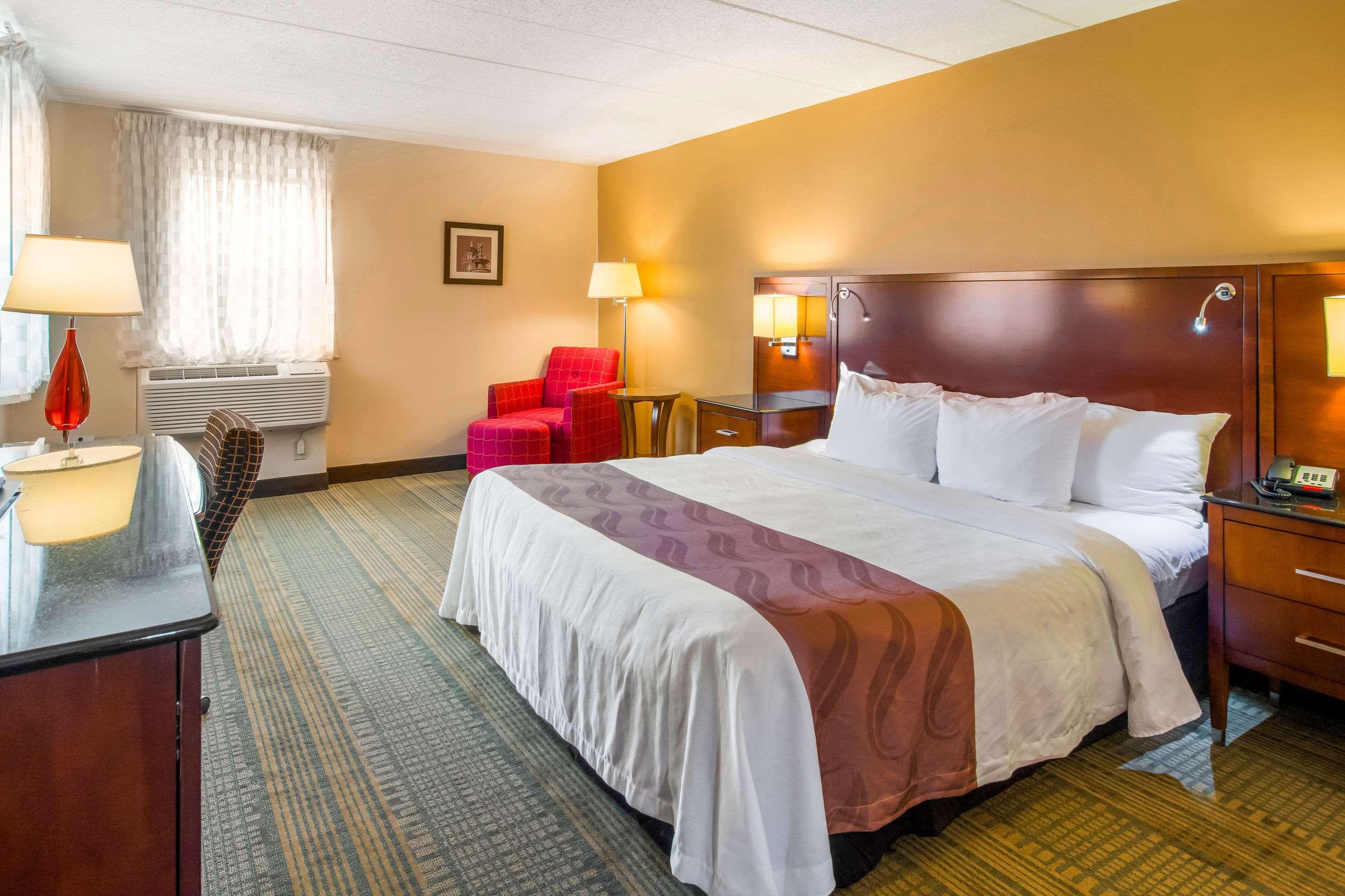 Quality Inn & Suites Virginia Exterior photo